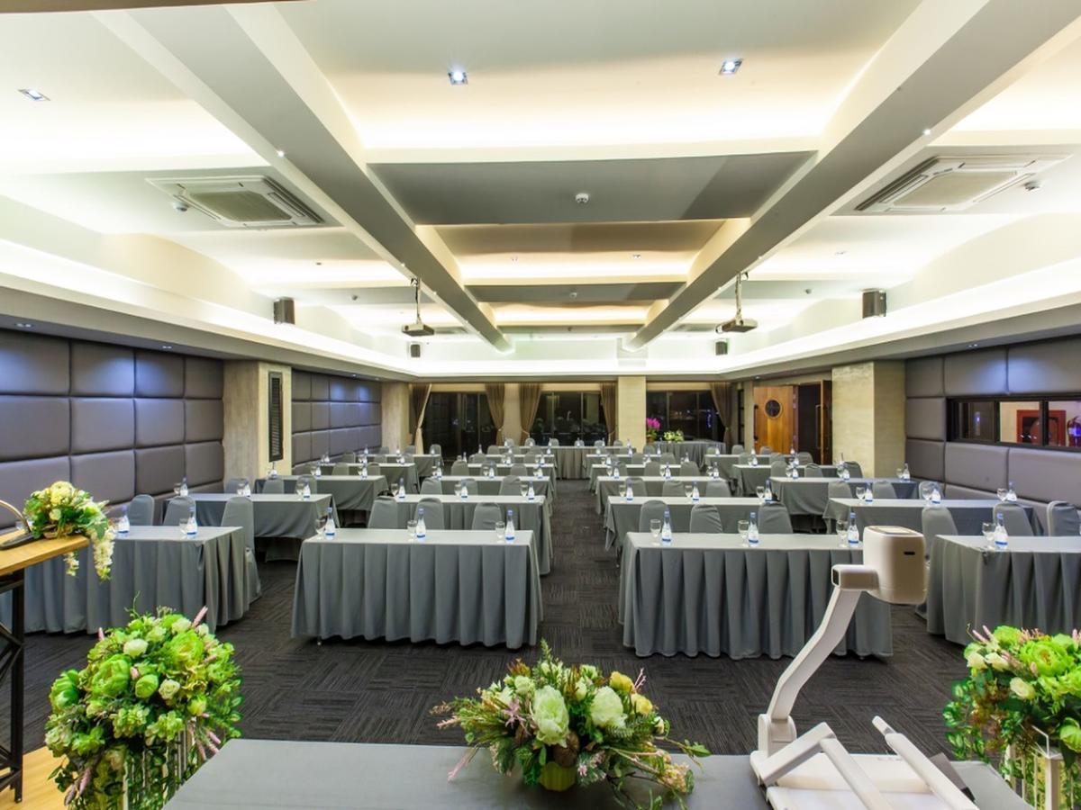 Hotel Loft Mania Boutique Hotel 4*
