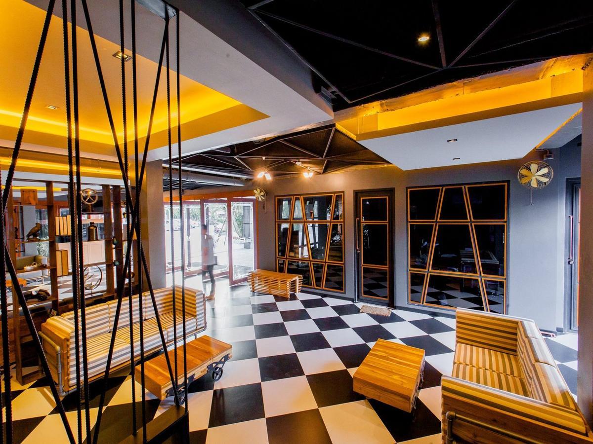 Loft Mania Boutique Hotel Hotel Chumphon