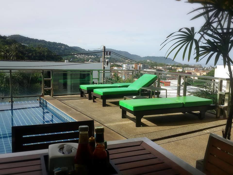 Tona * Kata Beach (Phuket)