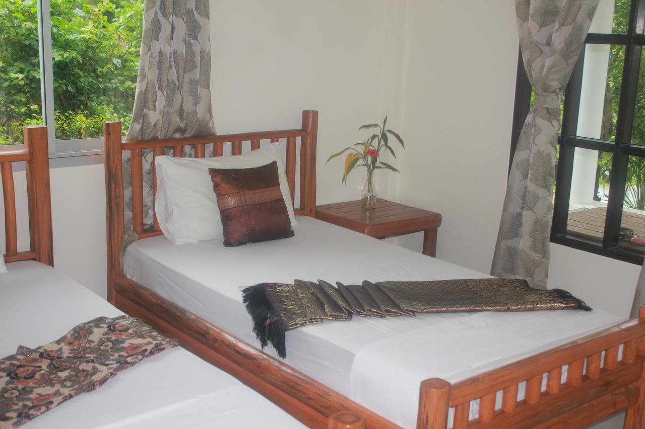 Resort Privacy -
