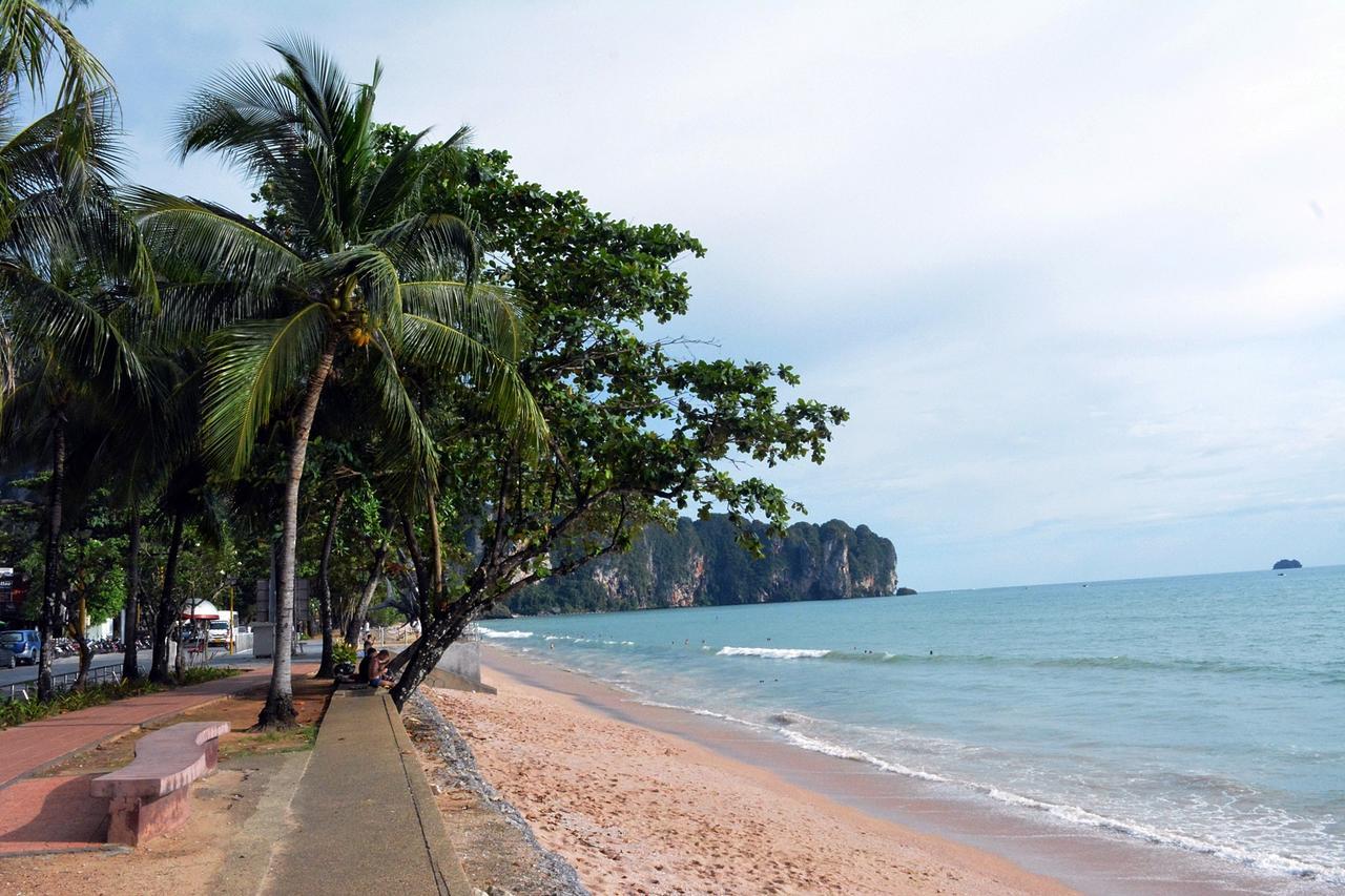 Hotel Krabi Lighthouse @ Aonang 3*