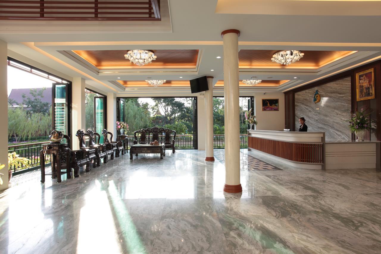 Resort Rk Riverside &
