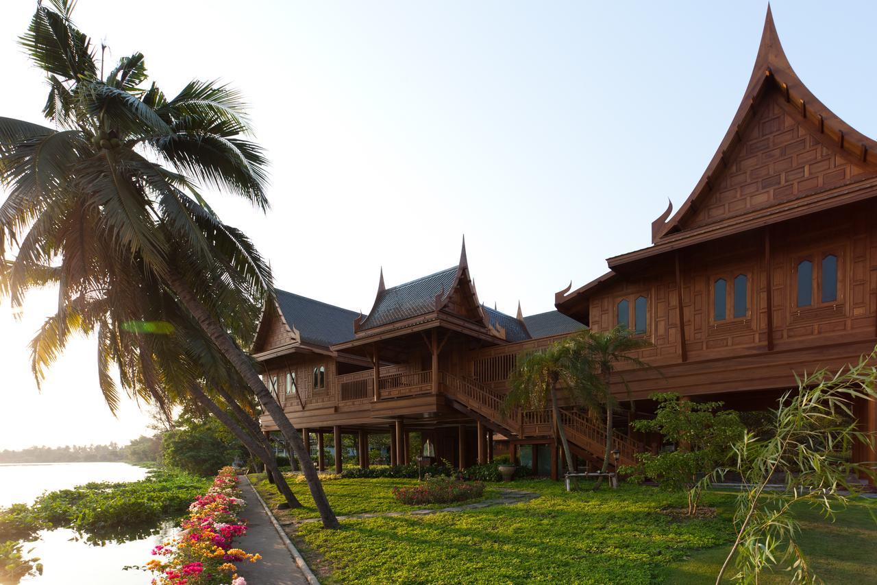 Resort Rk Riverside &