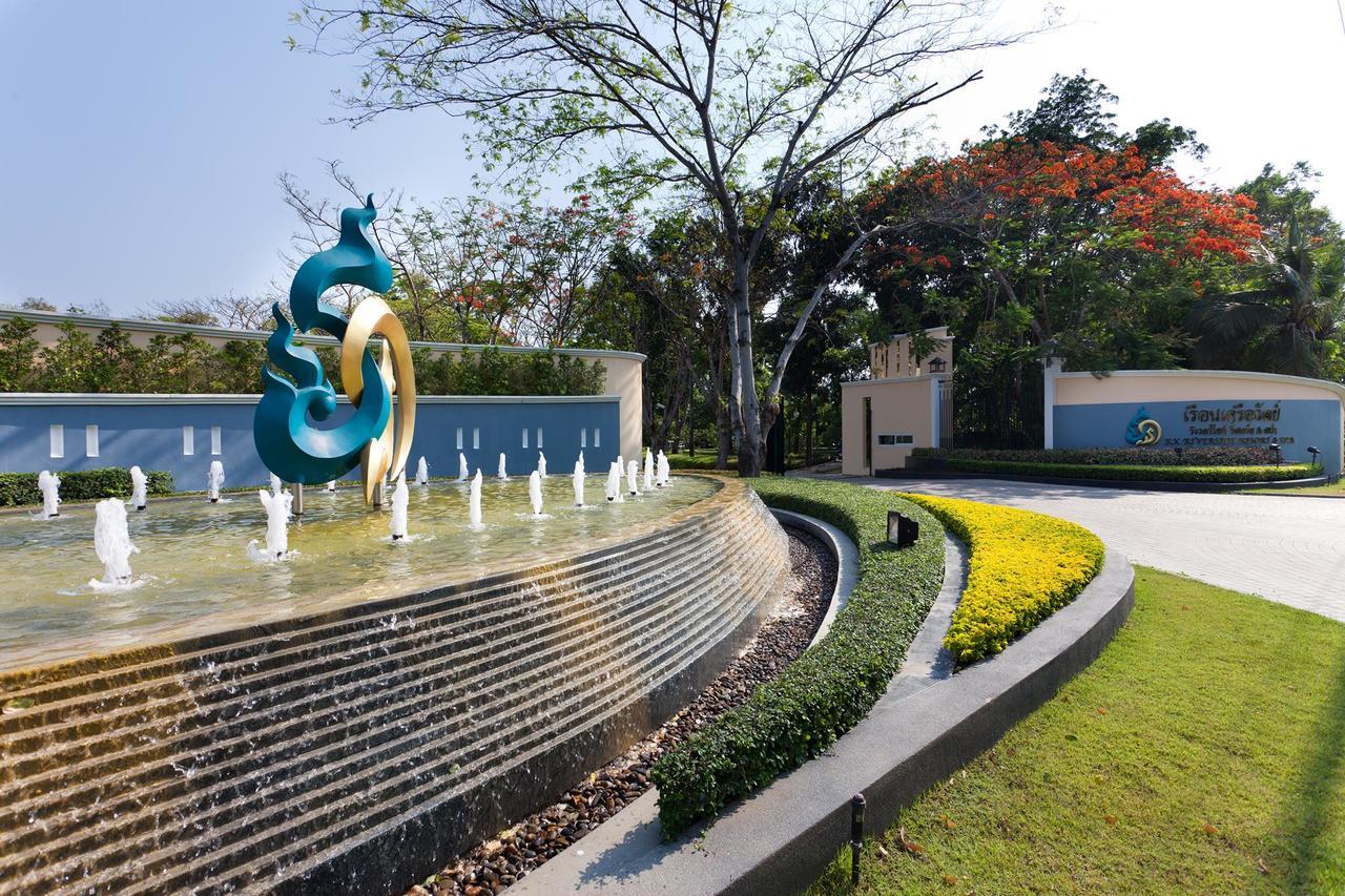 Rk Riverside & Ban Khlong Krang
