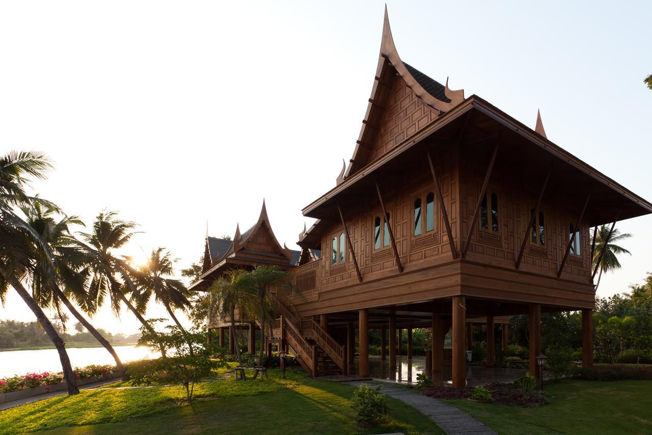 Resort Rk Riverside & 4*