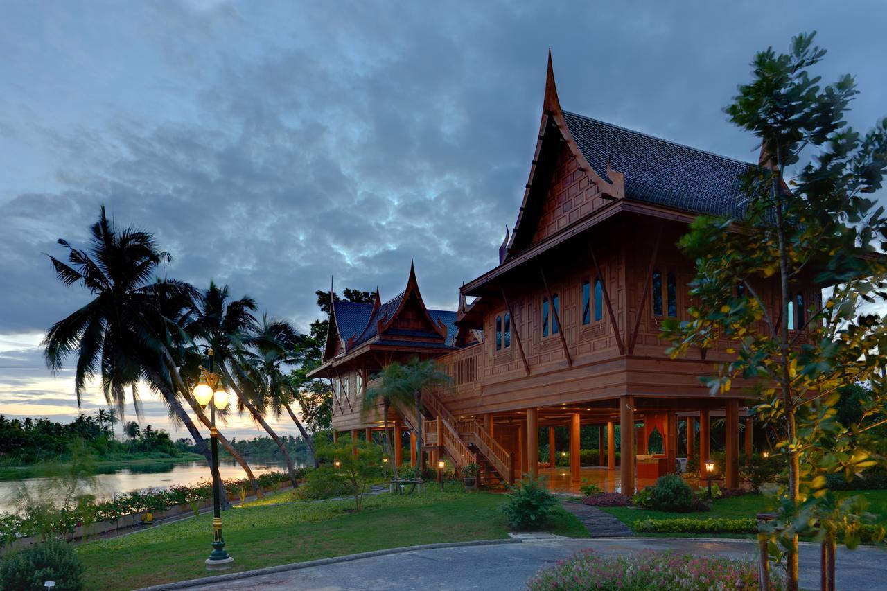 Rk Riverside & 4*