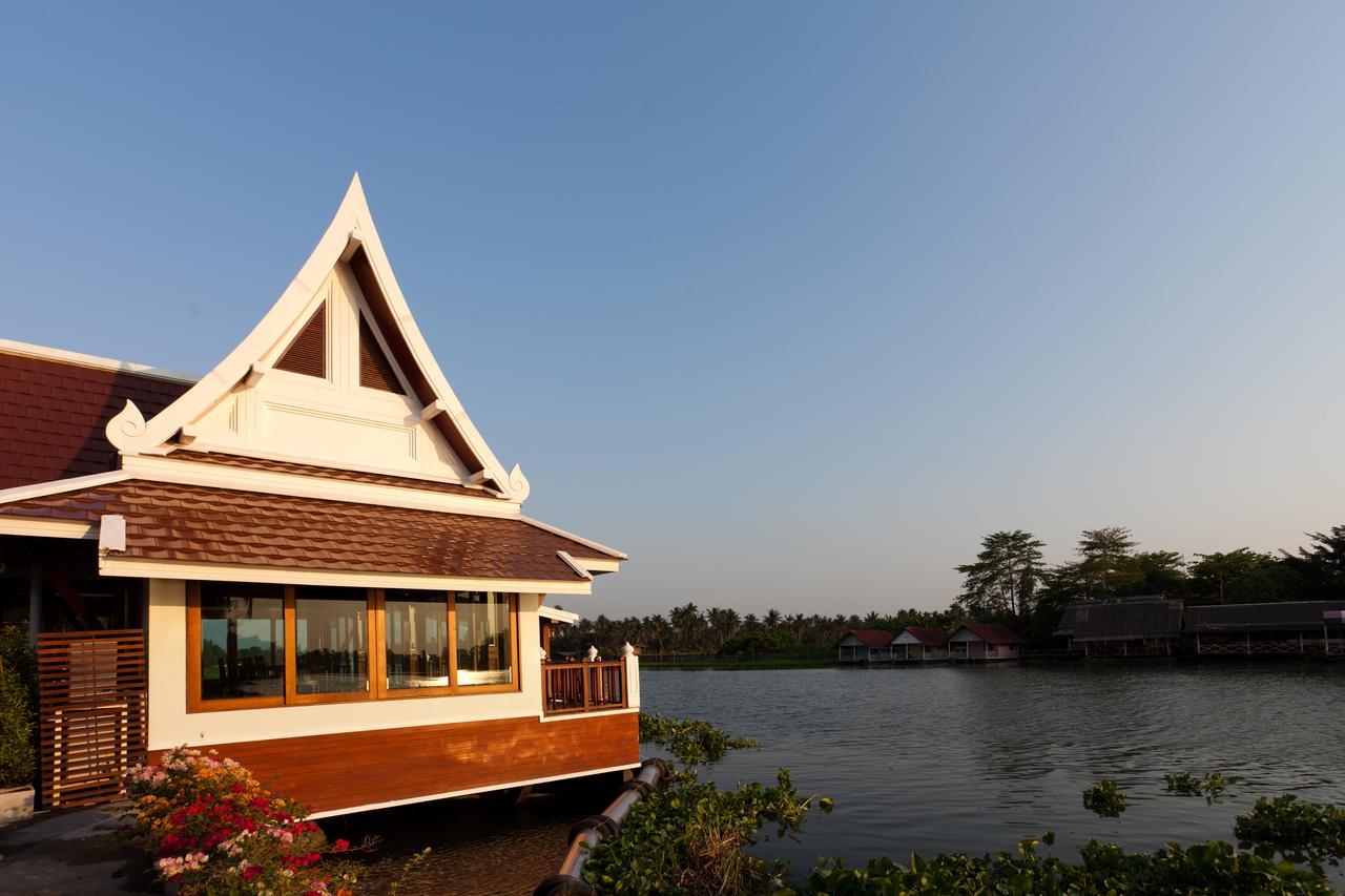 Resort Rk Riverside & 4*