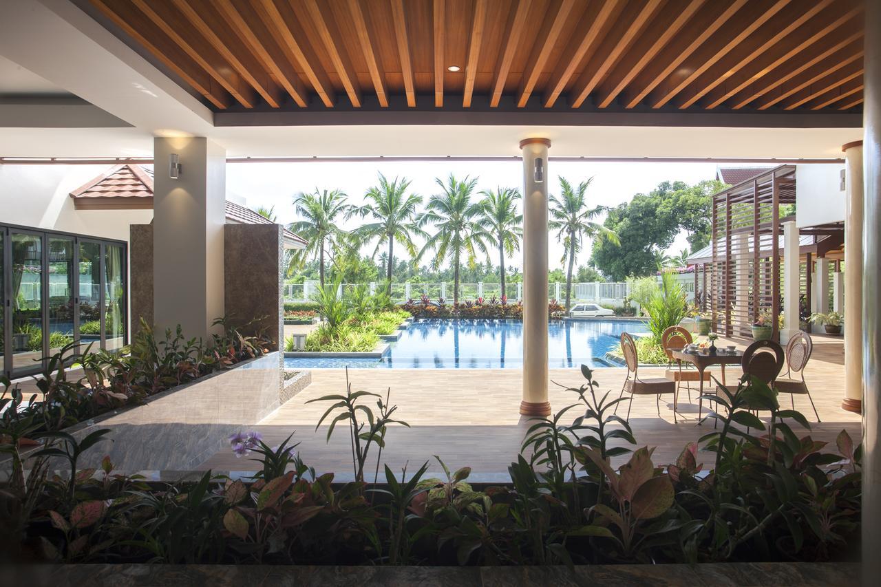 Resort Rk Riverside &