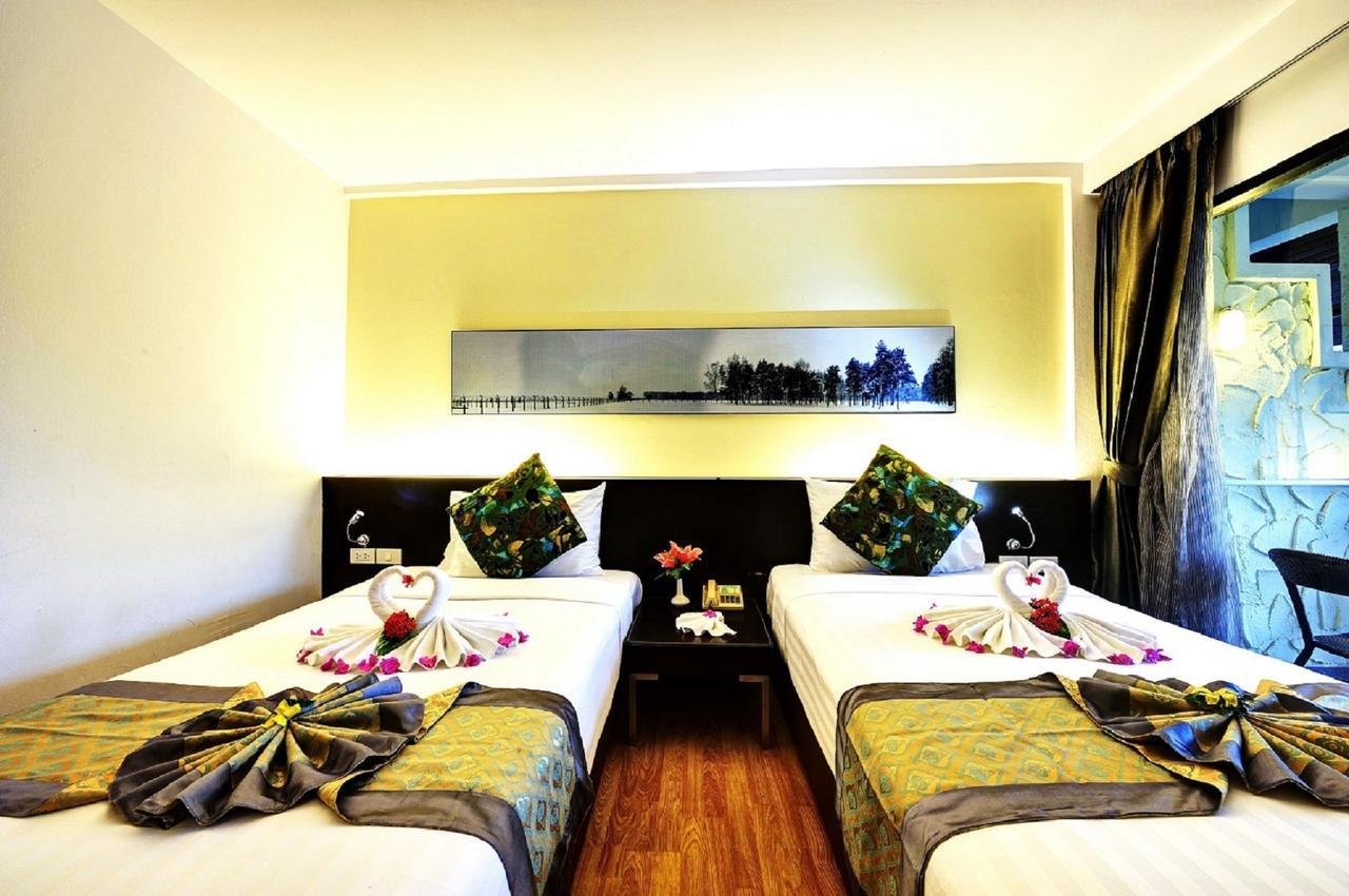 Splendid @ 4*