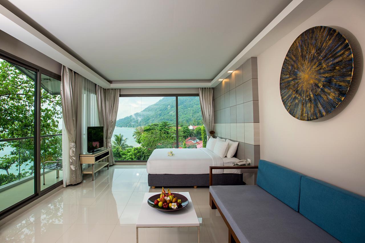 Sunset Beach Club & Spa Resort