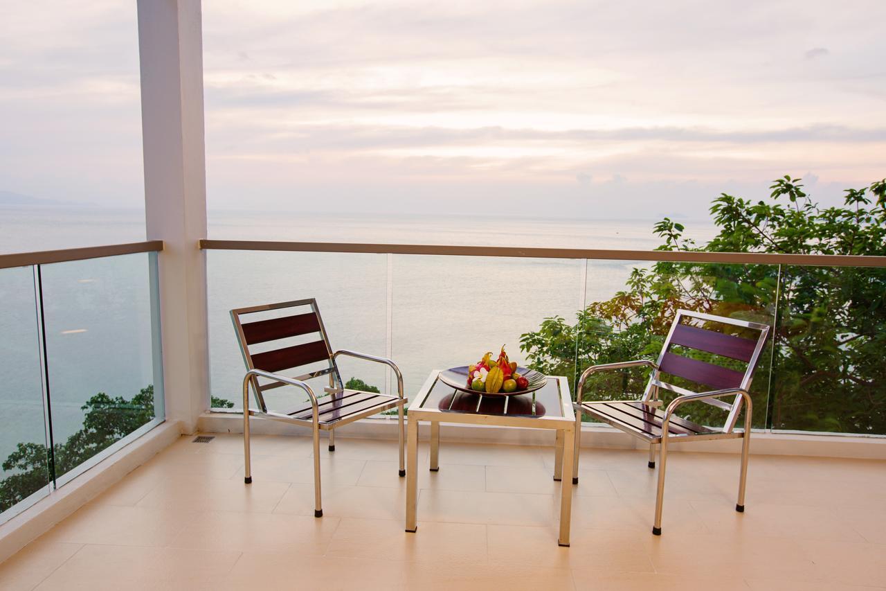 Sunset Beach Club & Spa Resort Haad Rin