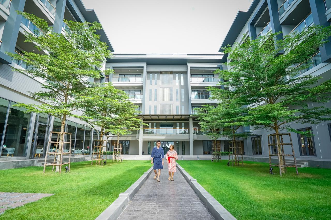 Hotel Serenity And