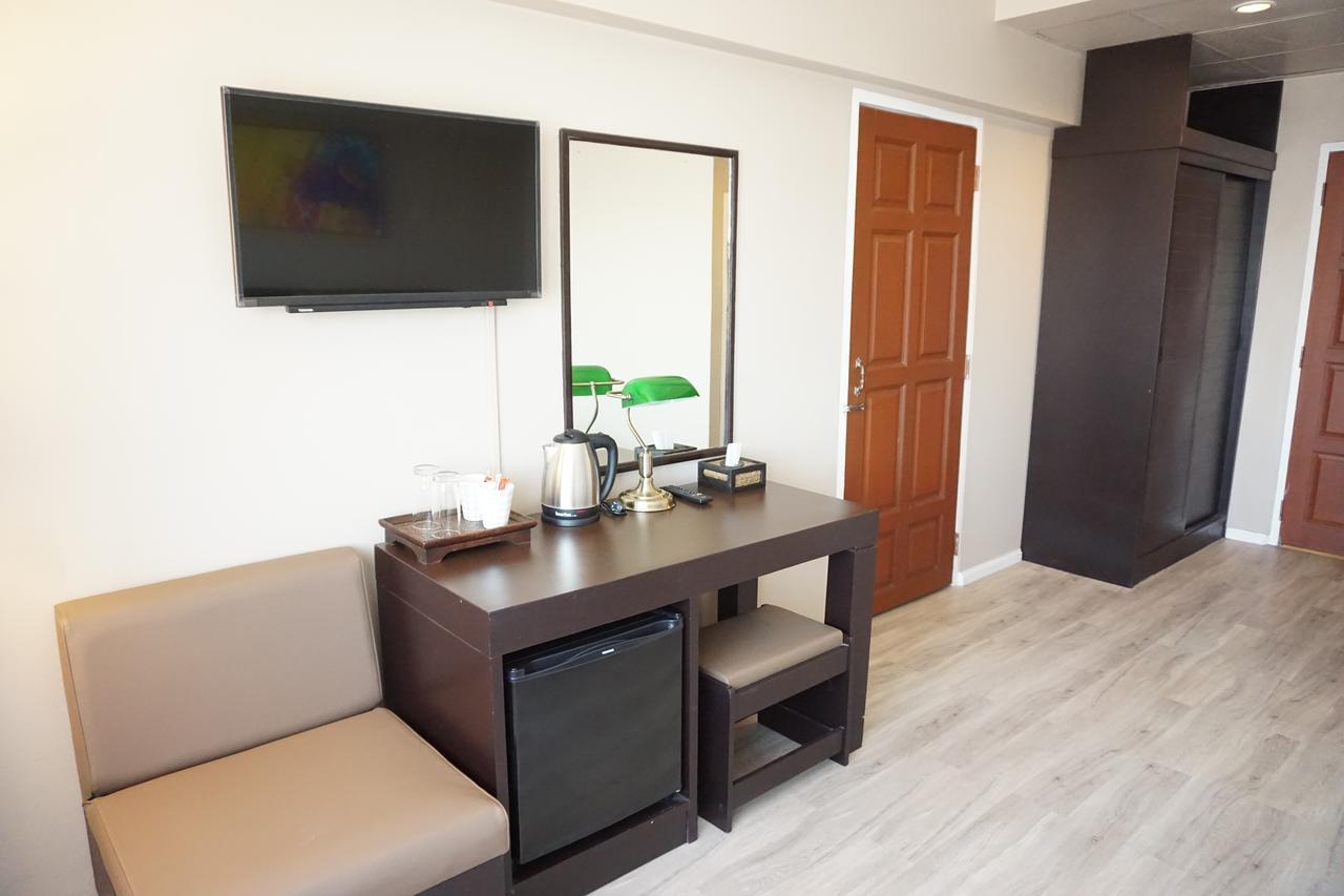 Taris Art Hotel Phrae