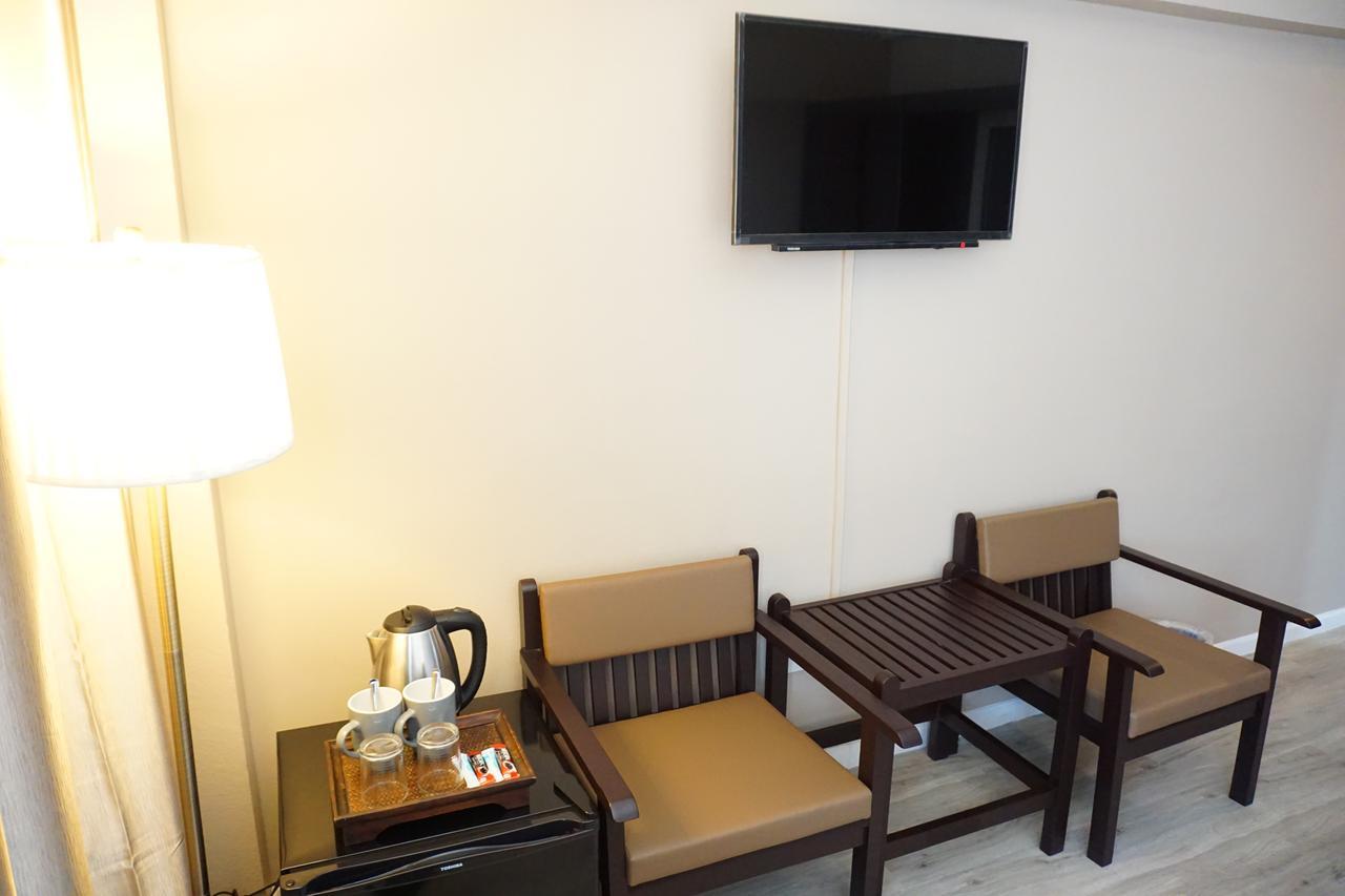 Taris Art Hotel Phrae