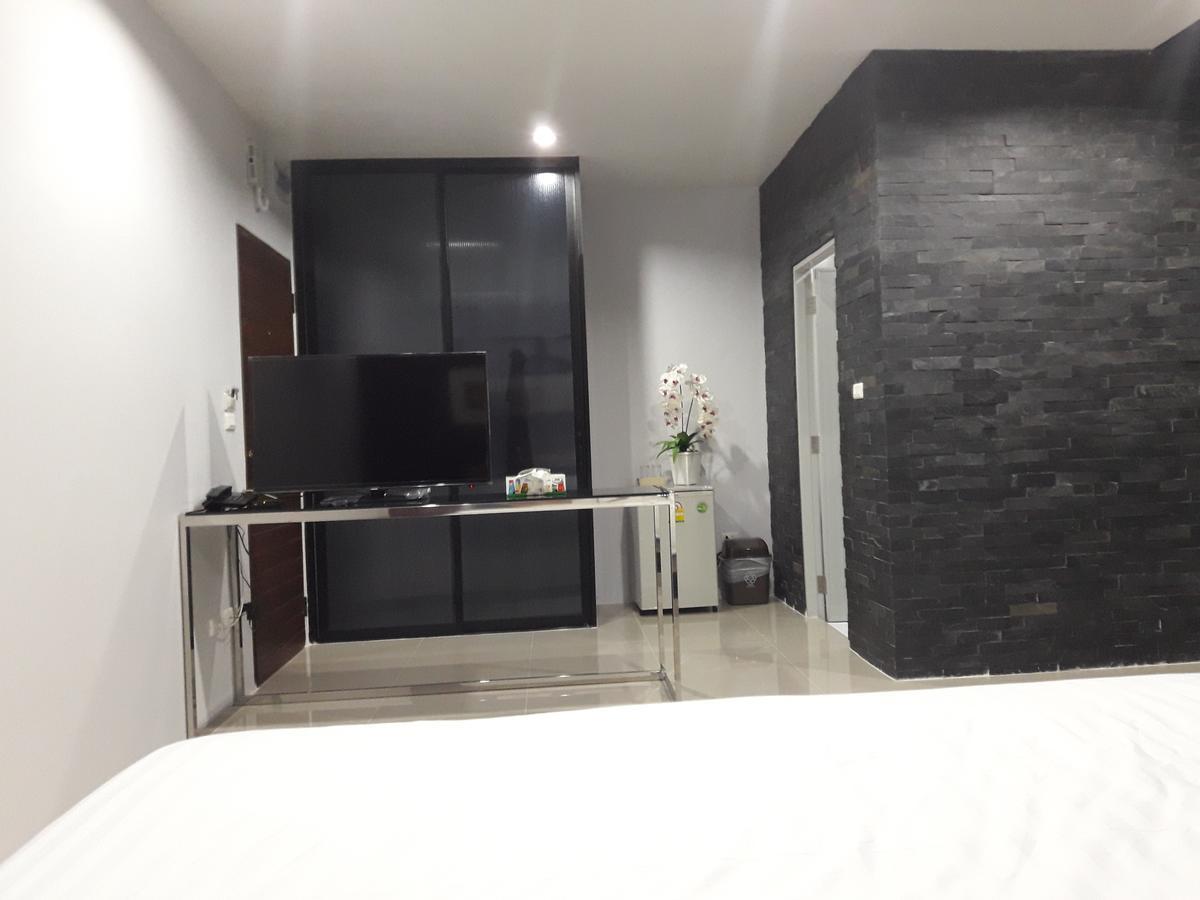 The Ztand By Airport Phuket Hotel 3*