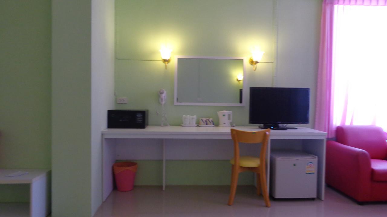 Siam Apple & Hotel 2*