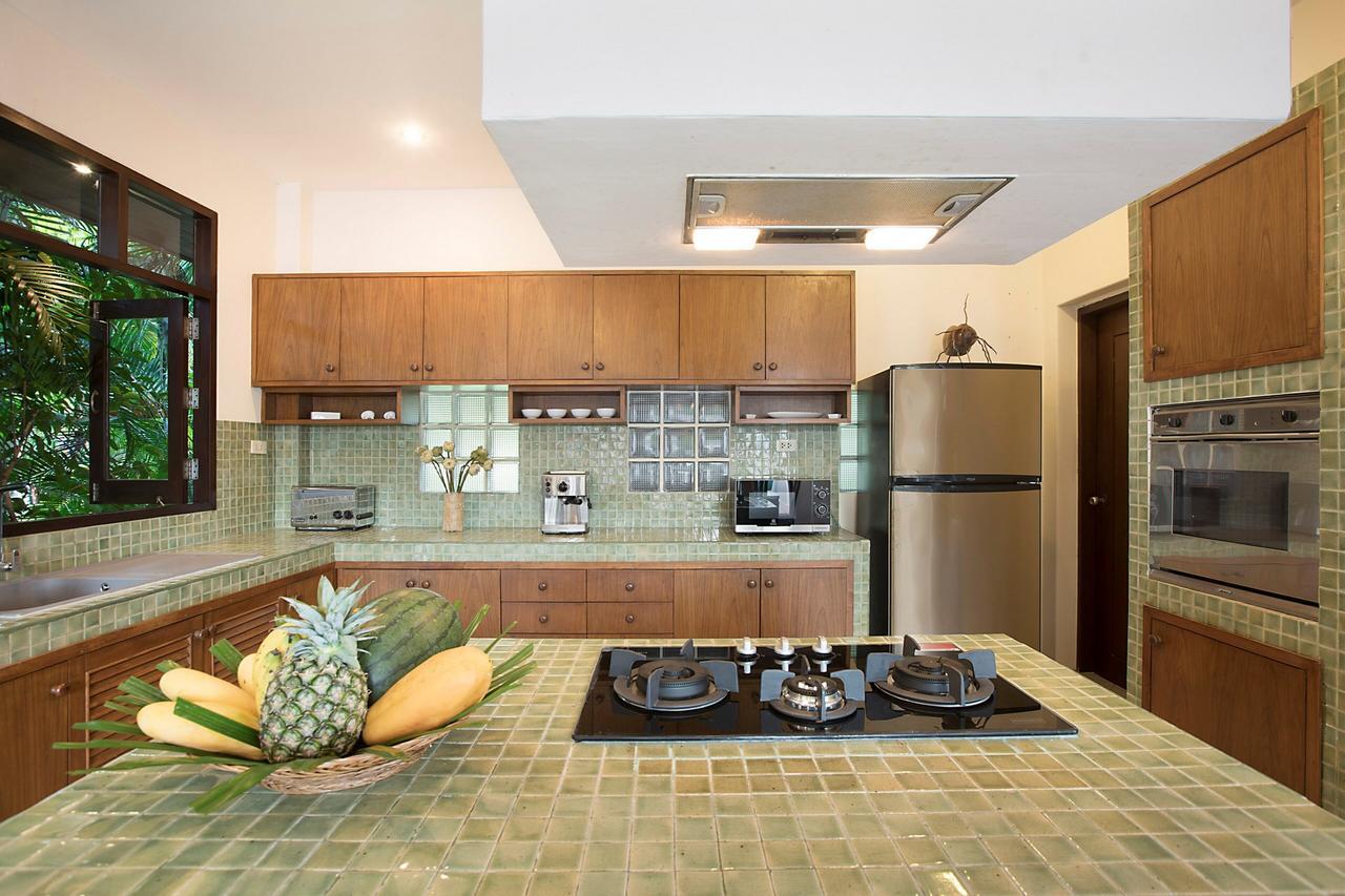 Ban Laem Sor - Tropical Beachfront Retreat Villa *
