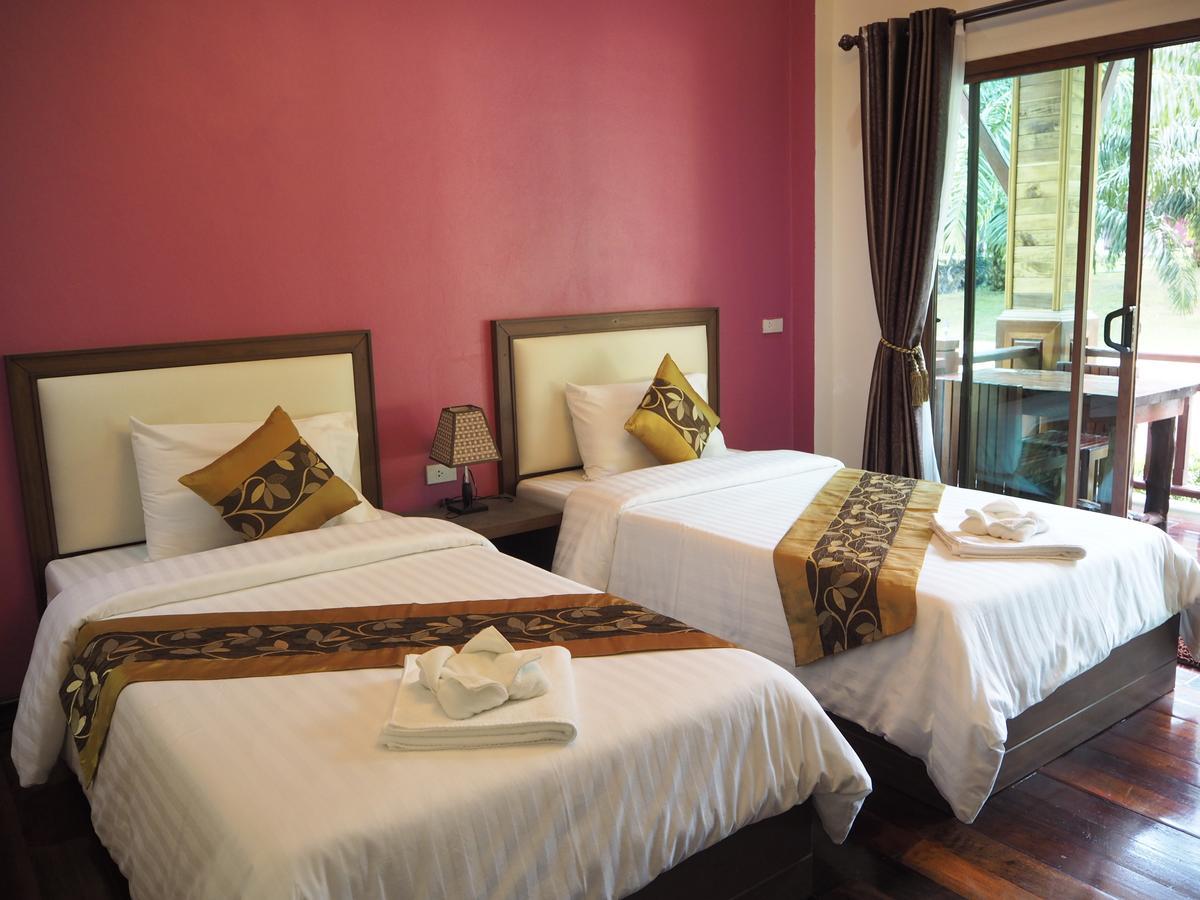 Dusit Phuphaya 4* Ao Luek
