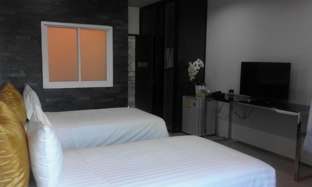 The Ztand By Airport Phuket 3*