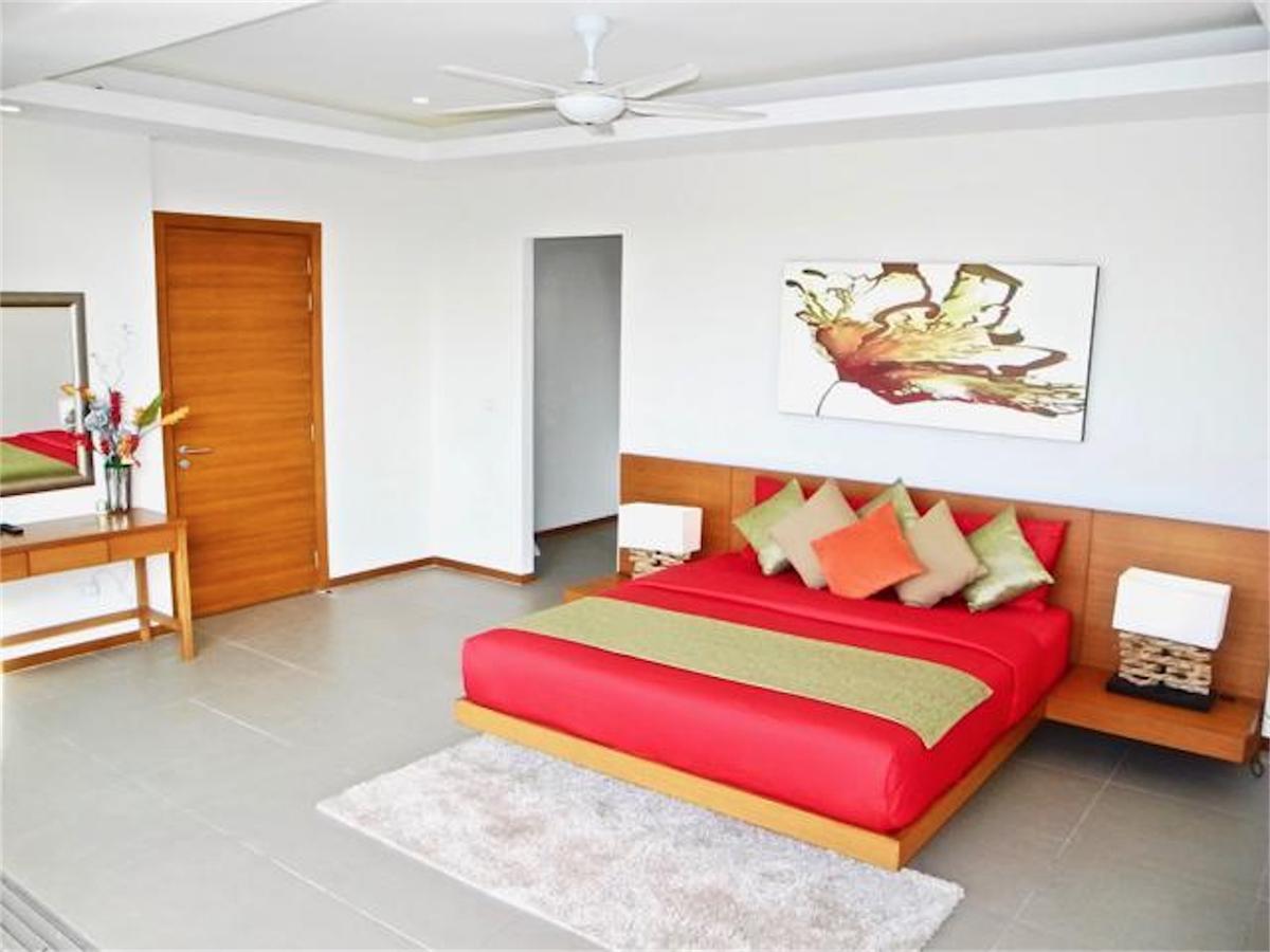 Villa Ka Rawai : Peaceful 4 Bedrooms