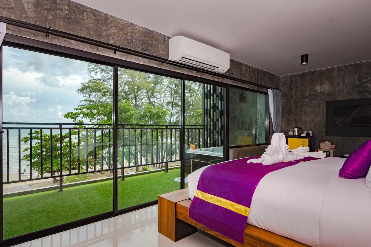 Hotel Maneetel Krabi Beachfront-sha Ao Nang