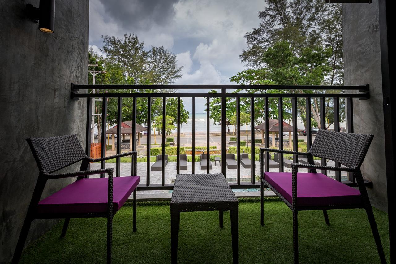 Maneetel Krabi Beachfront-sha