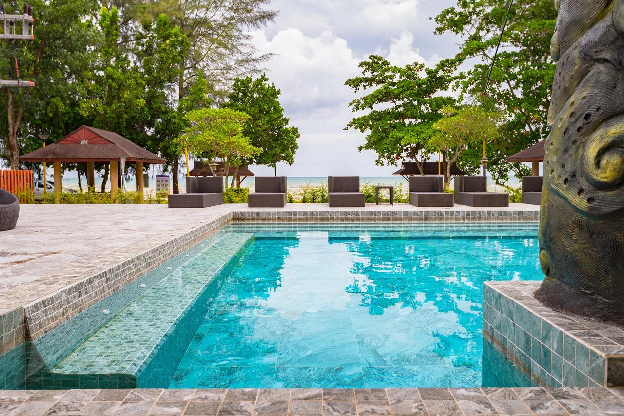 Hotel Maneetel Krabi Beachfront-sha Ao Nang