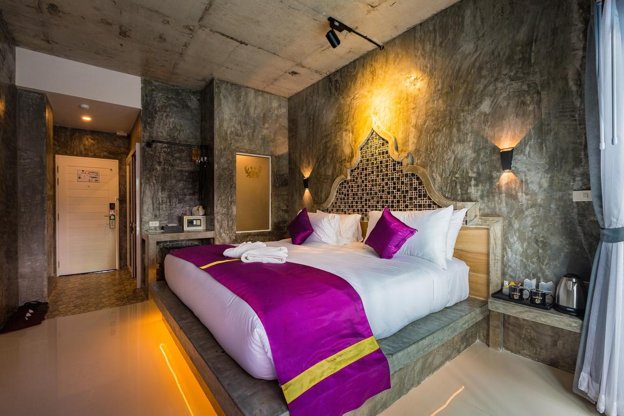 Maneetel Krabi Beachfront-sha 4*