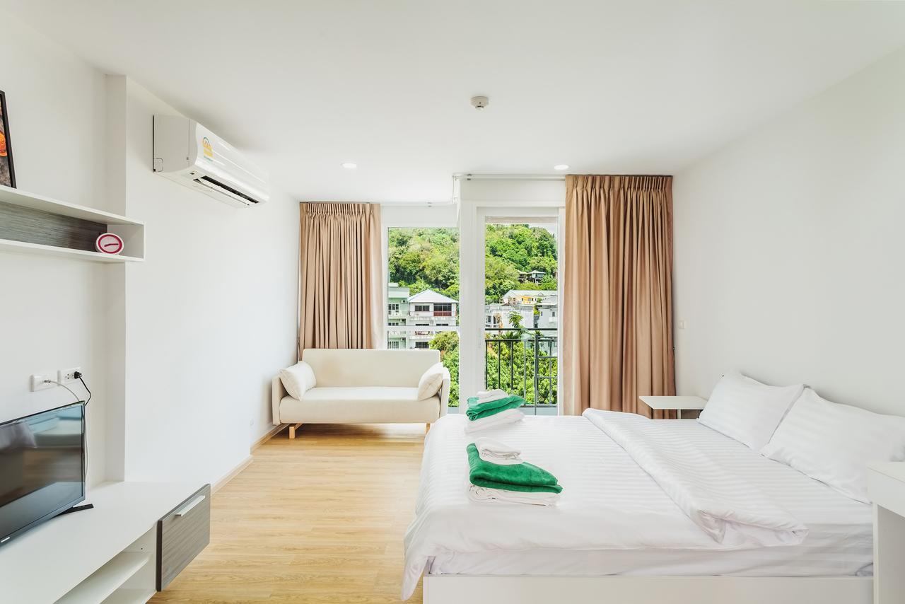 In In Ozone A606 * Kata Beach (Phuket)