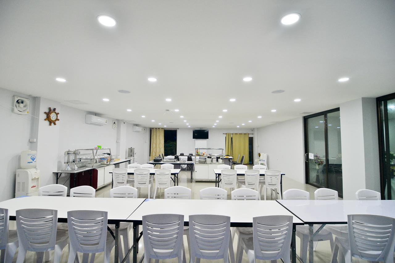 Sabuy Hotel 3*