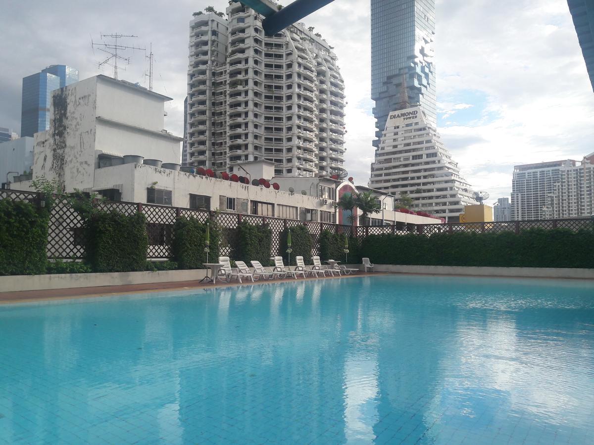 Oasis Condominium Apartment