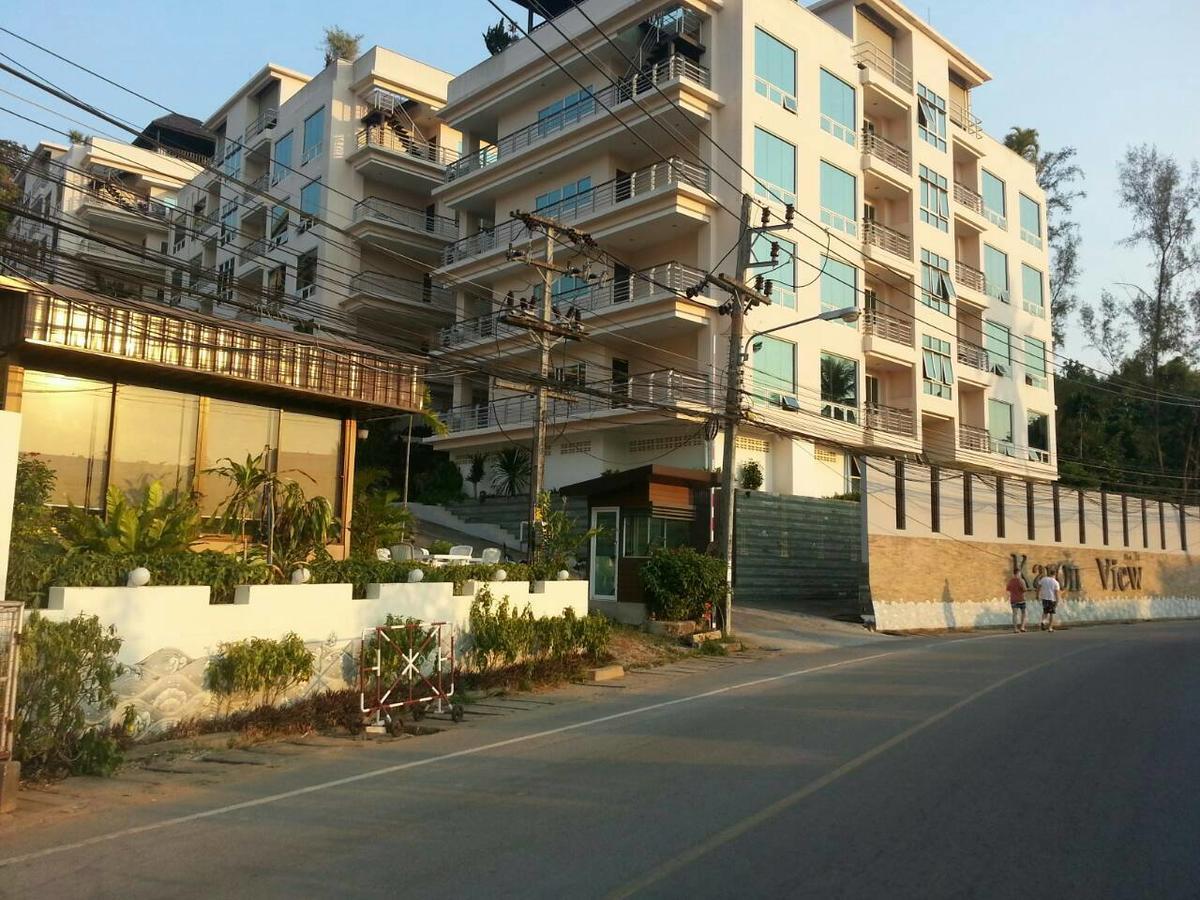 View 2 *
