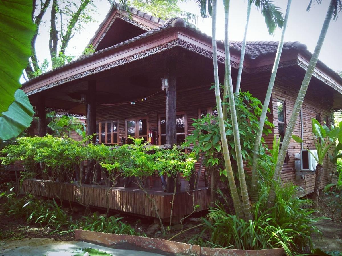 Holiday park Euro Lanta White Rock Koh Lanta
