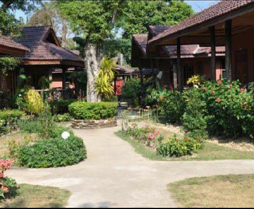 Euro Lanta White Rock Holiday park 3*
