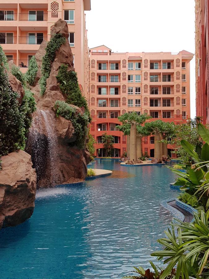 Apartment Seven Seas