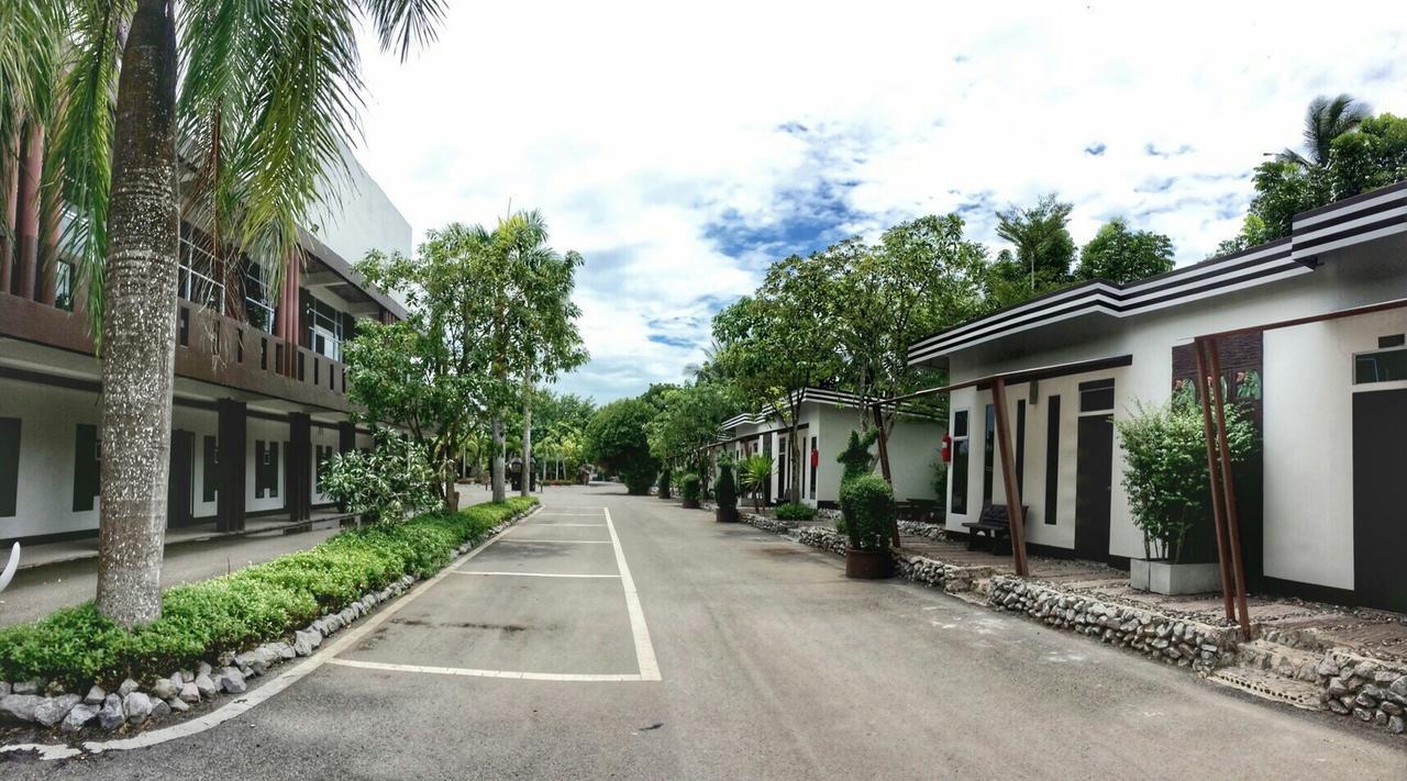 River Nature Resort Surat Thani