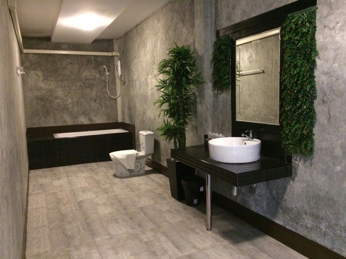 River Nature Resort 3*