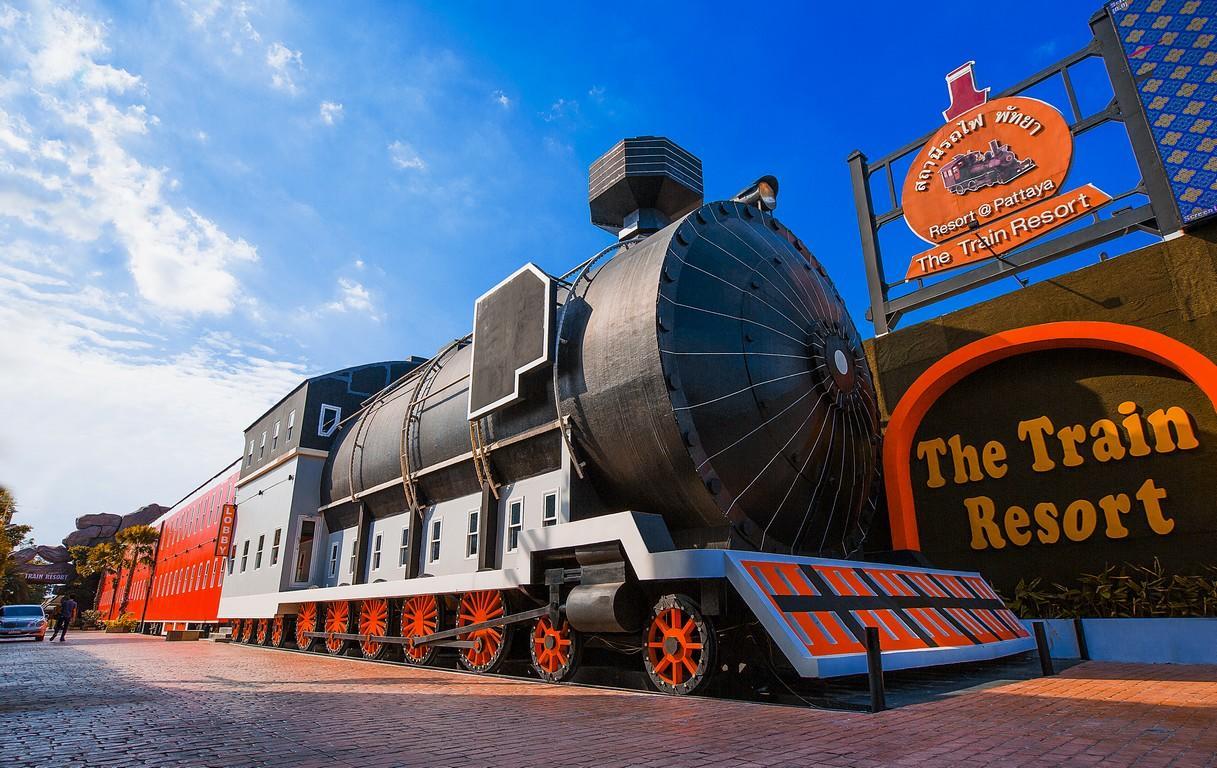 The Train 3*