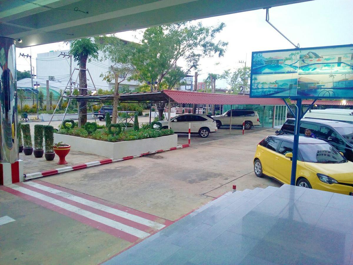 Khum Suphan 3*