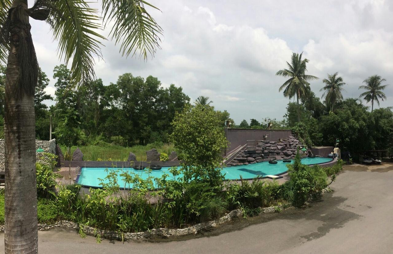 Resort River Nature 3*