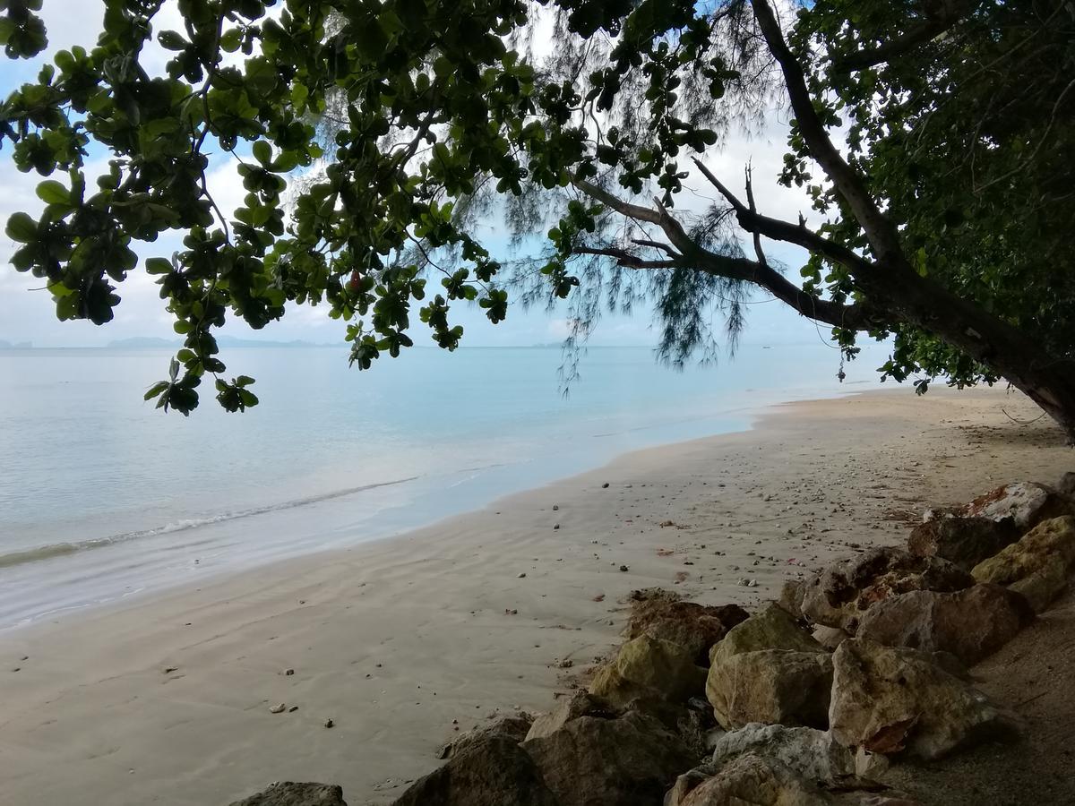 Andaman Resort 2*