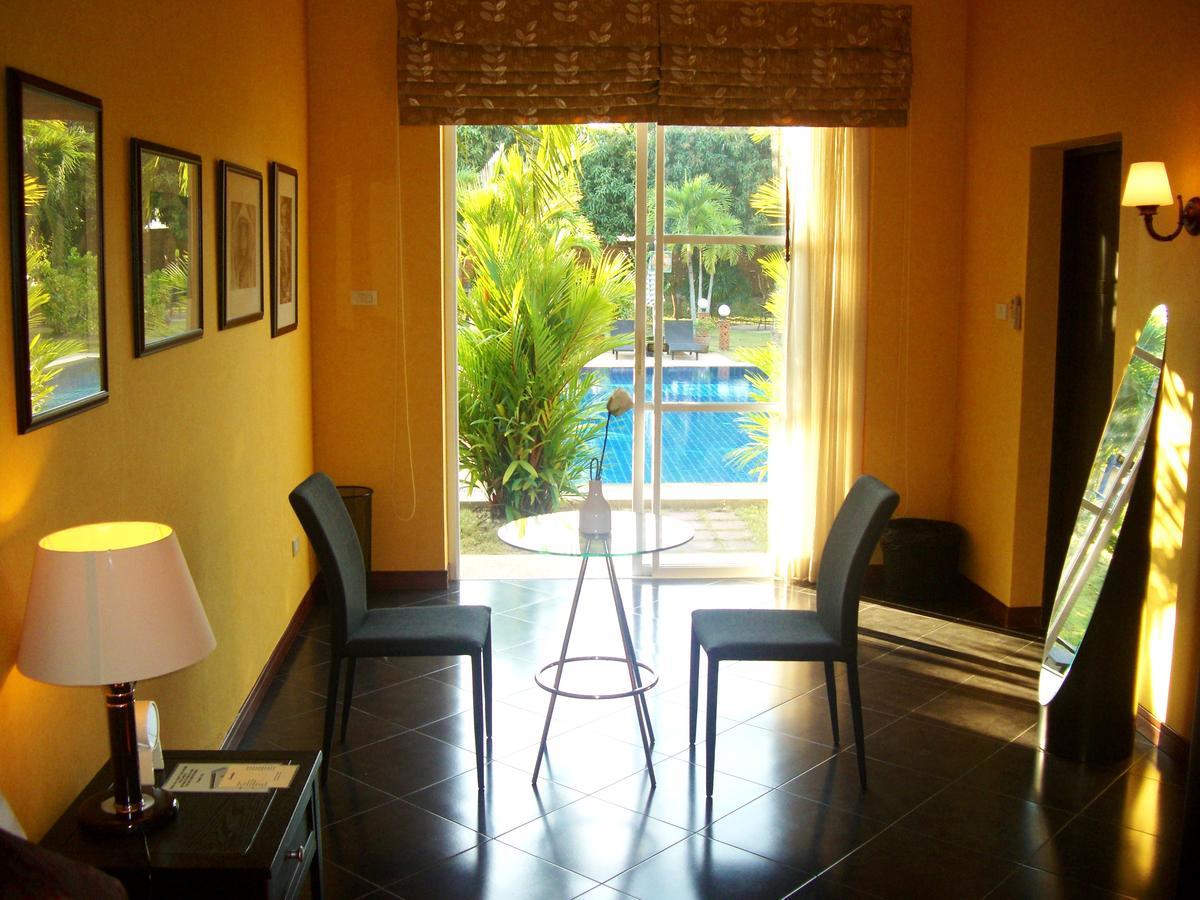 Pictory Garden 4* Sattahip