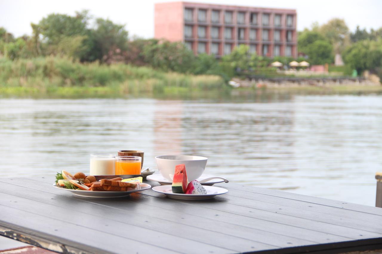 The Riverpool And Kanchanaburi