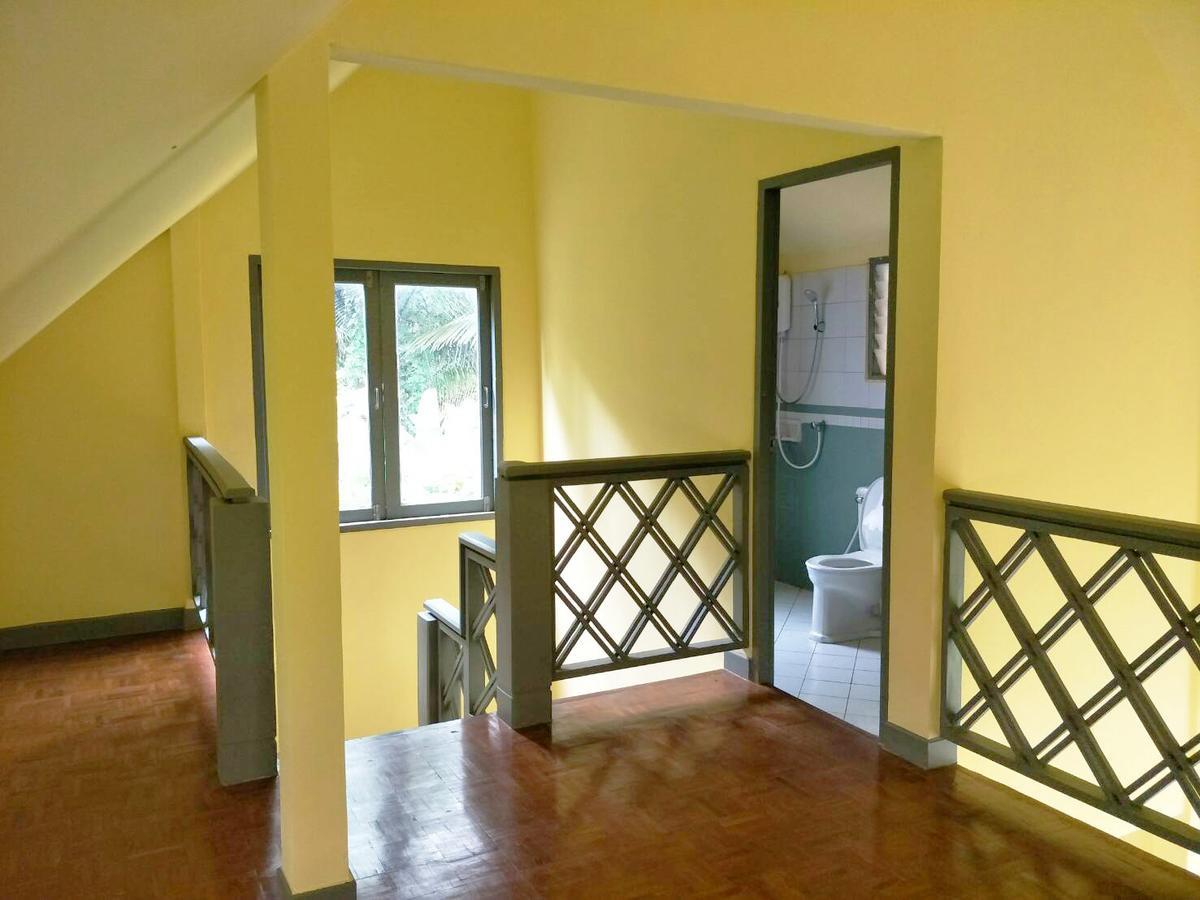 Brookside Valley Resort 3*