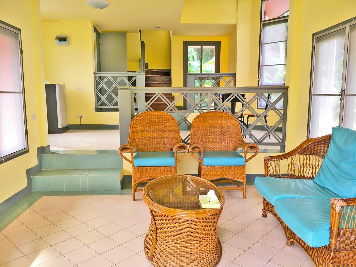 Brookside Valley Resort 3*