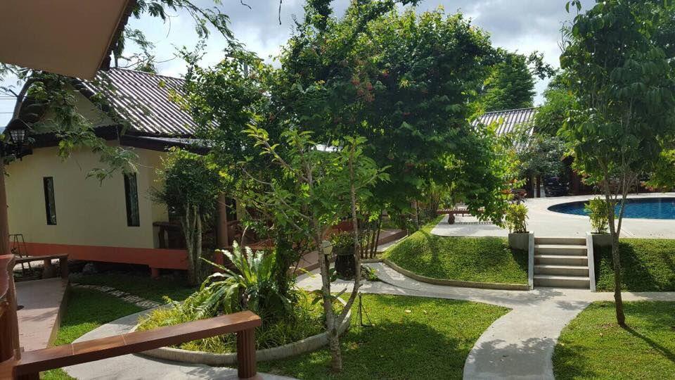 Resort Baan Suan Rawai