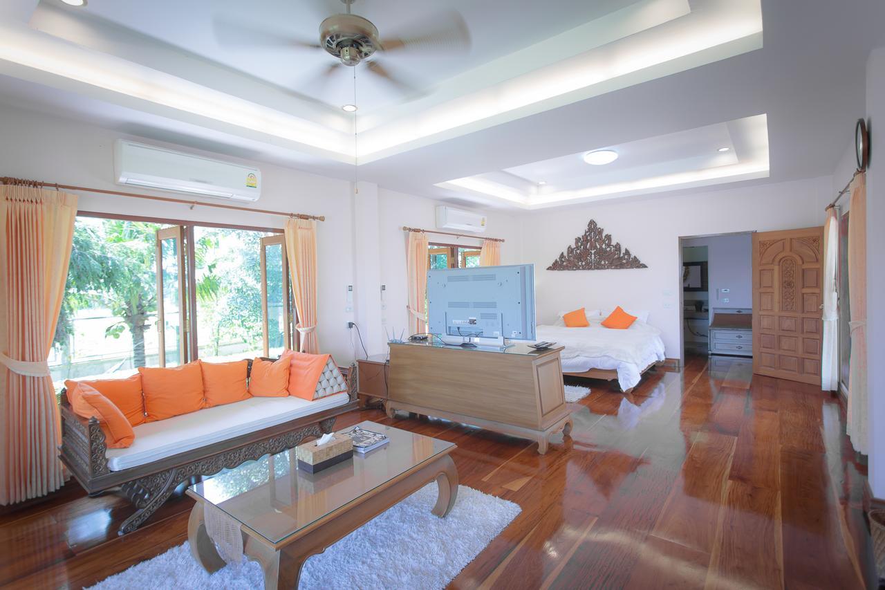 Resort Thararin Ban Doem Bang