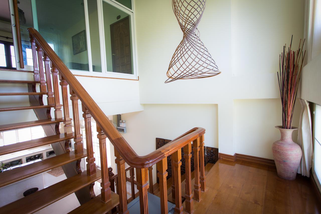 Thararin Resort 2*