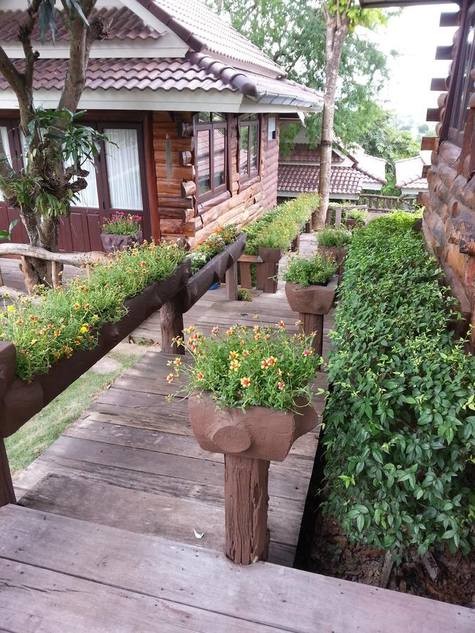 Eden Hill Khao Yai Resort 3*