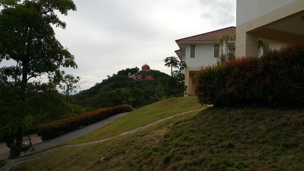 Eden Hill Khao Yai Resort 3*